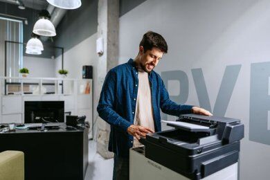 Como a Locação de Impressoras Pode Reduzir os Custos da Sua Empresa?